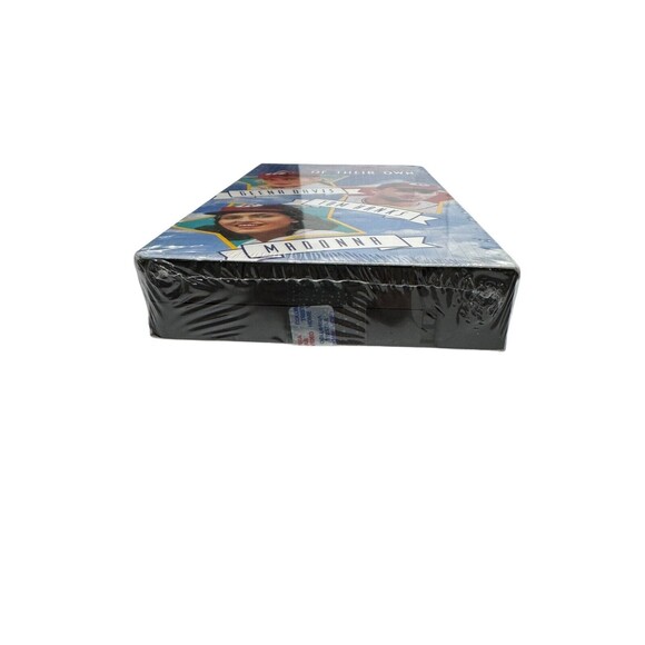 A League of Their Own ‎ VHS 1992 Sealed New Tom Hanks Madonna Baseball Movie NEW - Picture 5 of 5